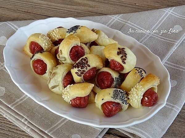 Mini wurstel con pasta sfoglia