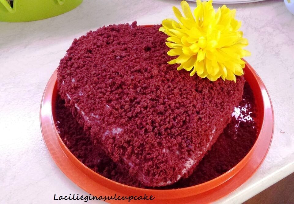 Molly cake rossa con crema al burro