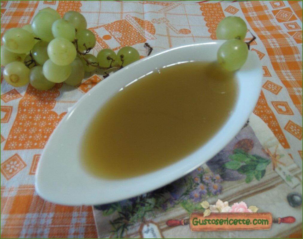 Mosto di uva fatto in casa