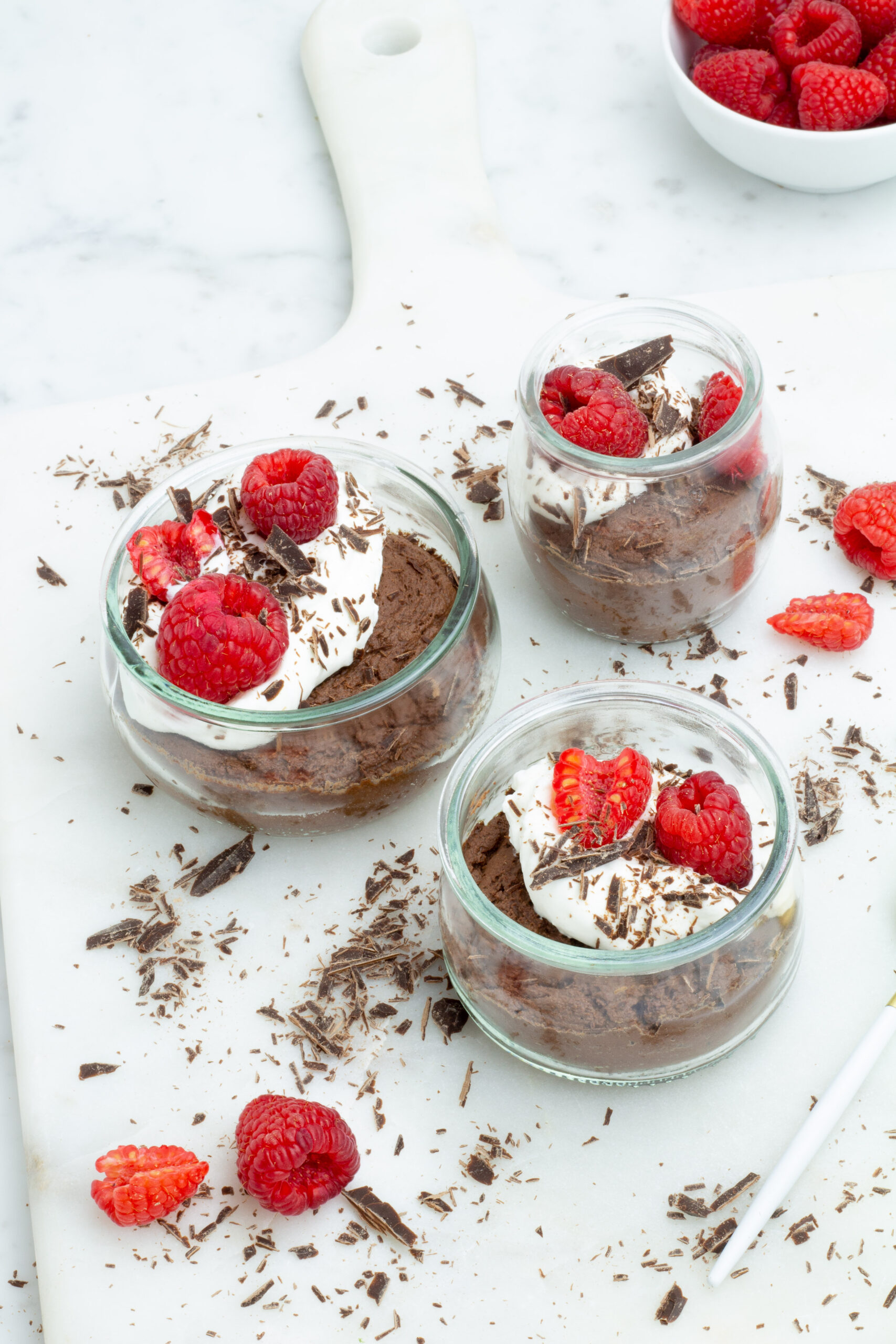 Mousse al cioccolato fondente e lamponi