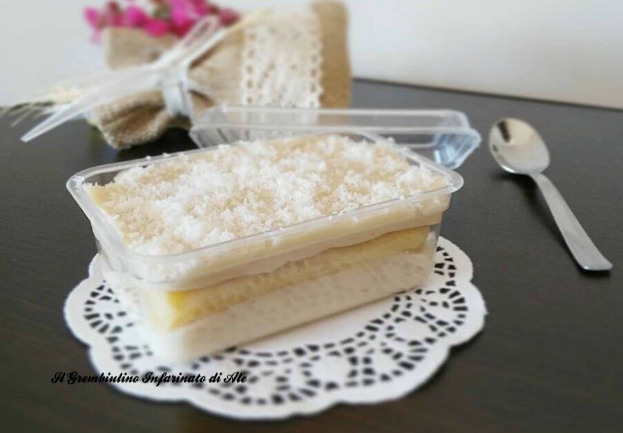 Mousse al latte di cocco e ricotta