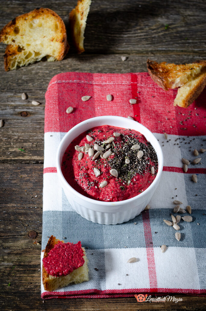 Mousse di rapa rossa – ricetta facile e veloce