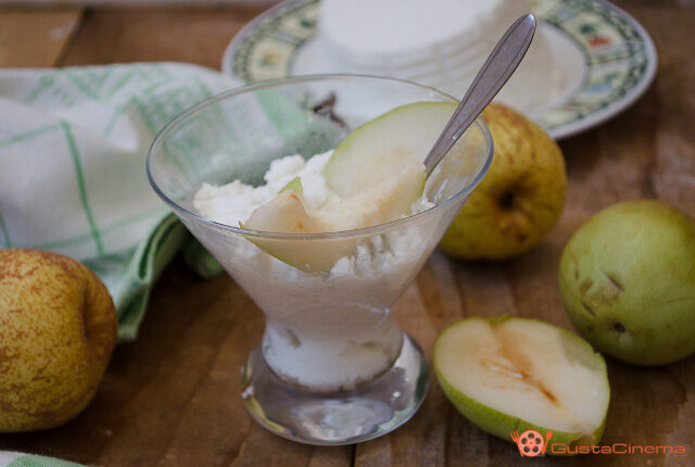 Mousse di ricotta con pere