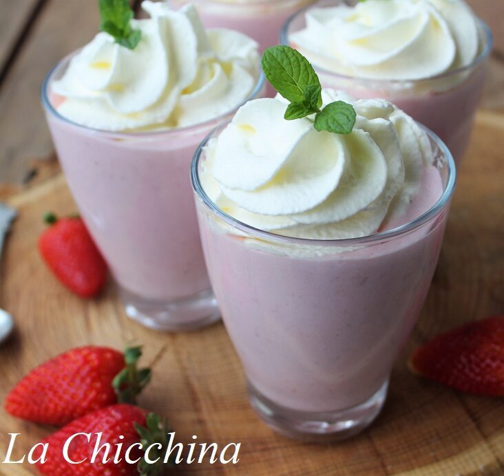 Mousse leggera con le fragole
