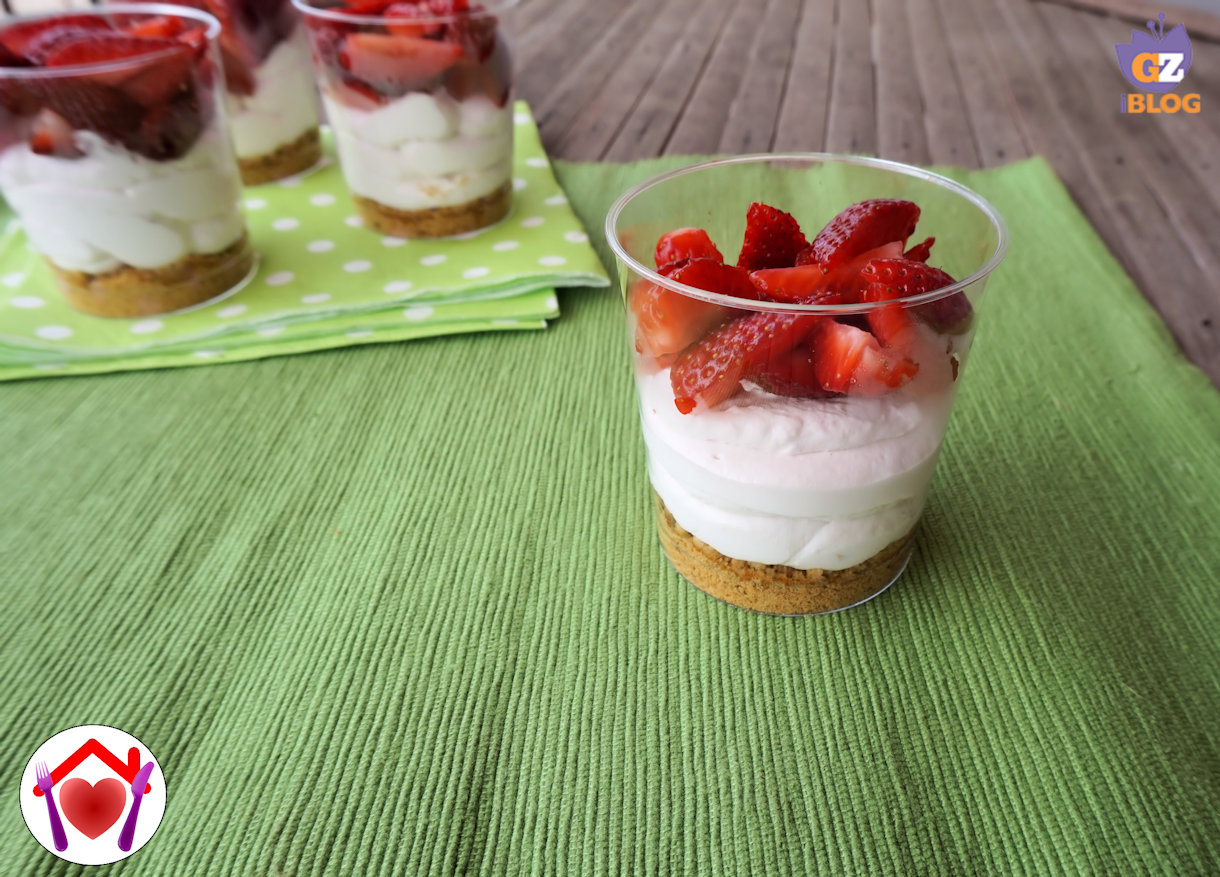Mousse leggera di ricotta e fragole