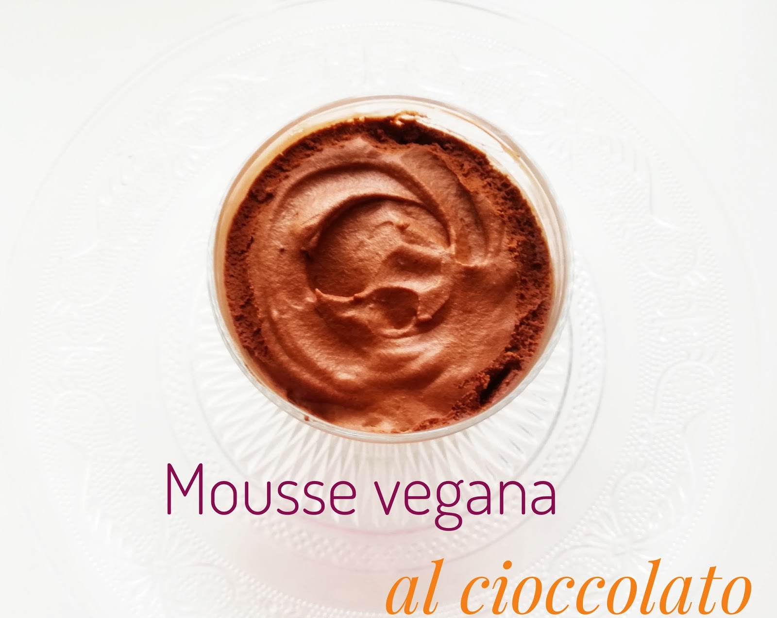 Mousse vegana al cioccolato|le meraviglie dell’aquafaba