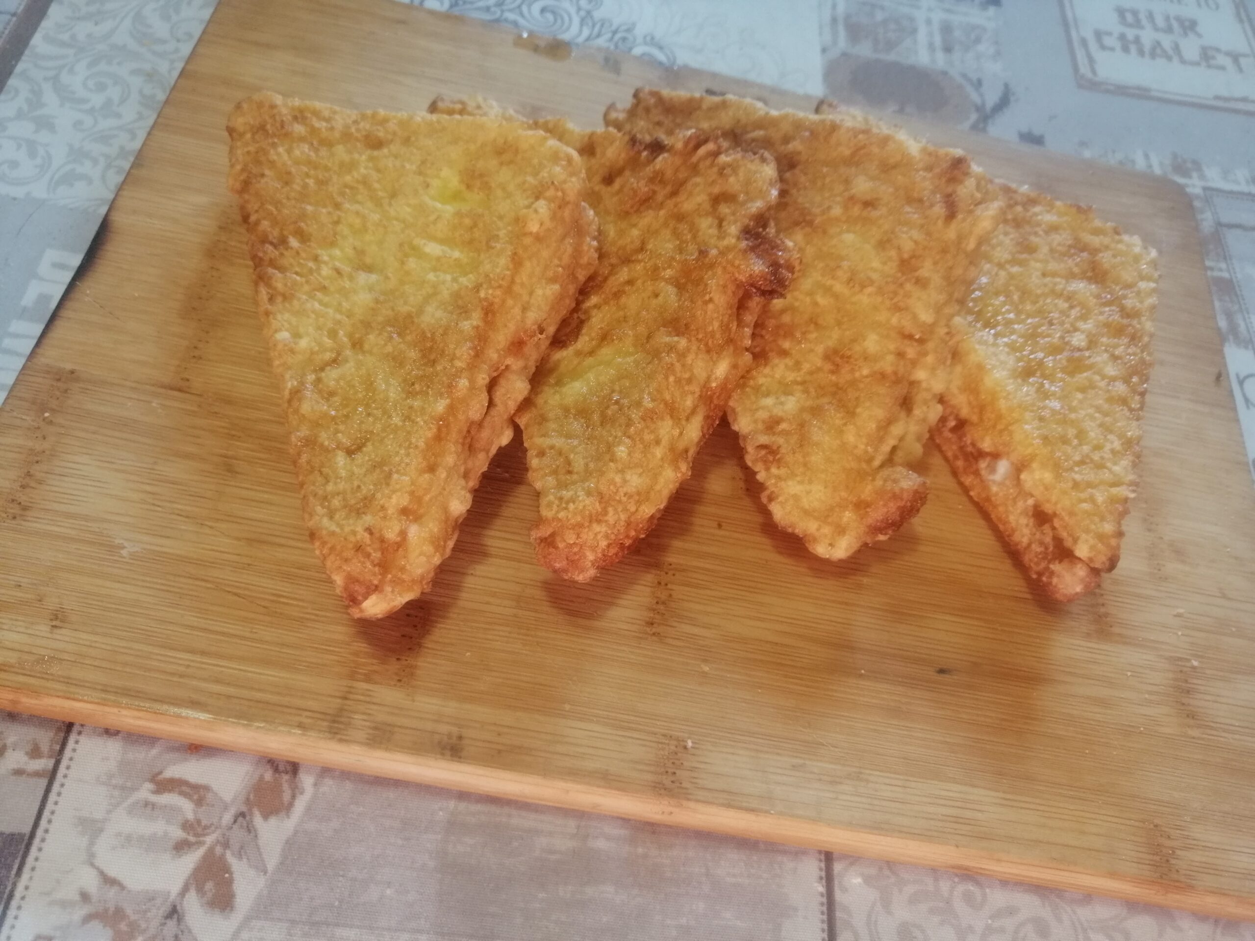 Mozzarella in carrozza con acciughe