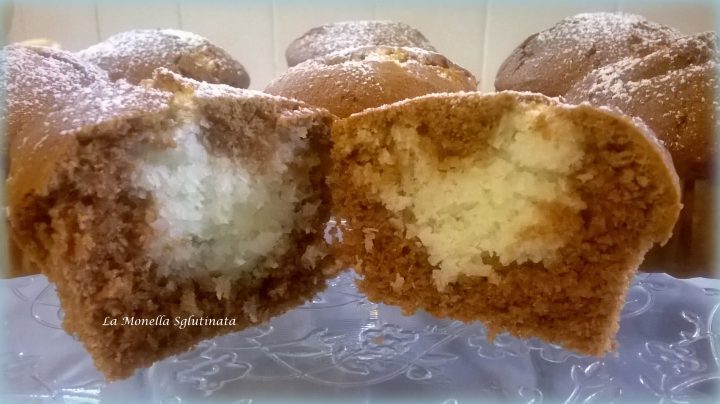 Muffin al cacao con cuore di cocco
