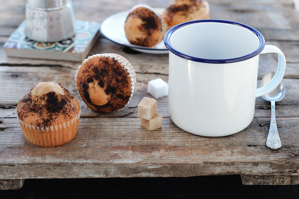 Muffin al caffè, con yogurt e senza burro