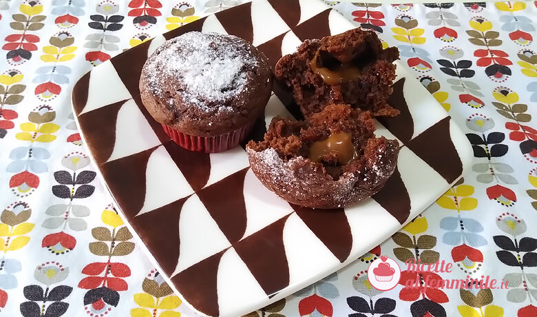 Muffin al cioccolato e crema mou