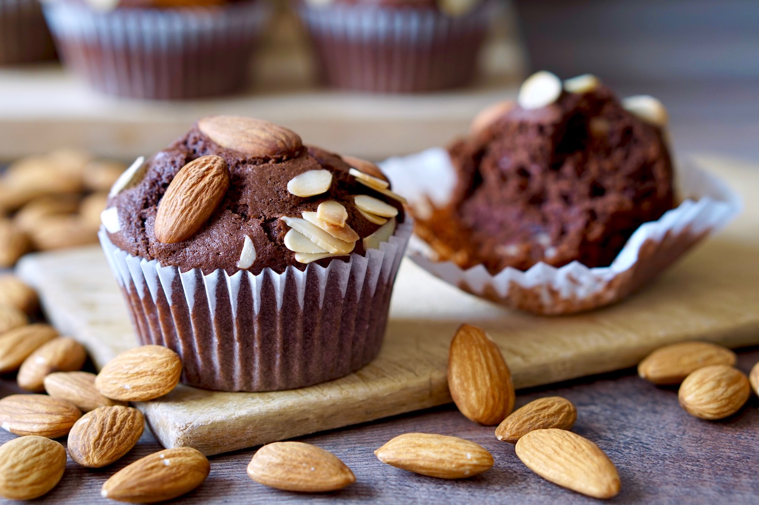 Muffin al cioccolato e mandorle