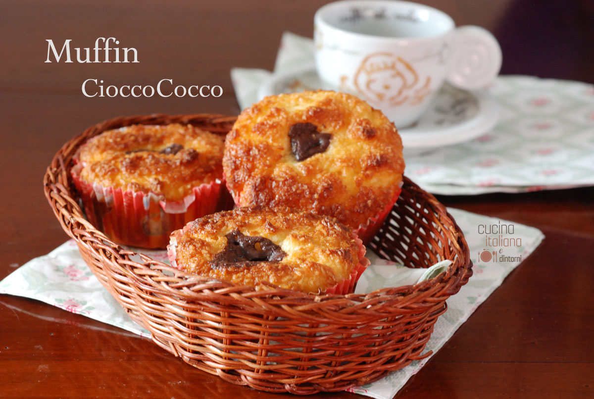 Muffin al cocco e cioccolato fondente