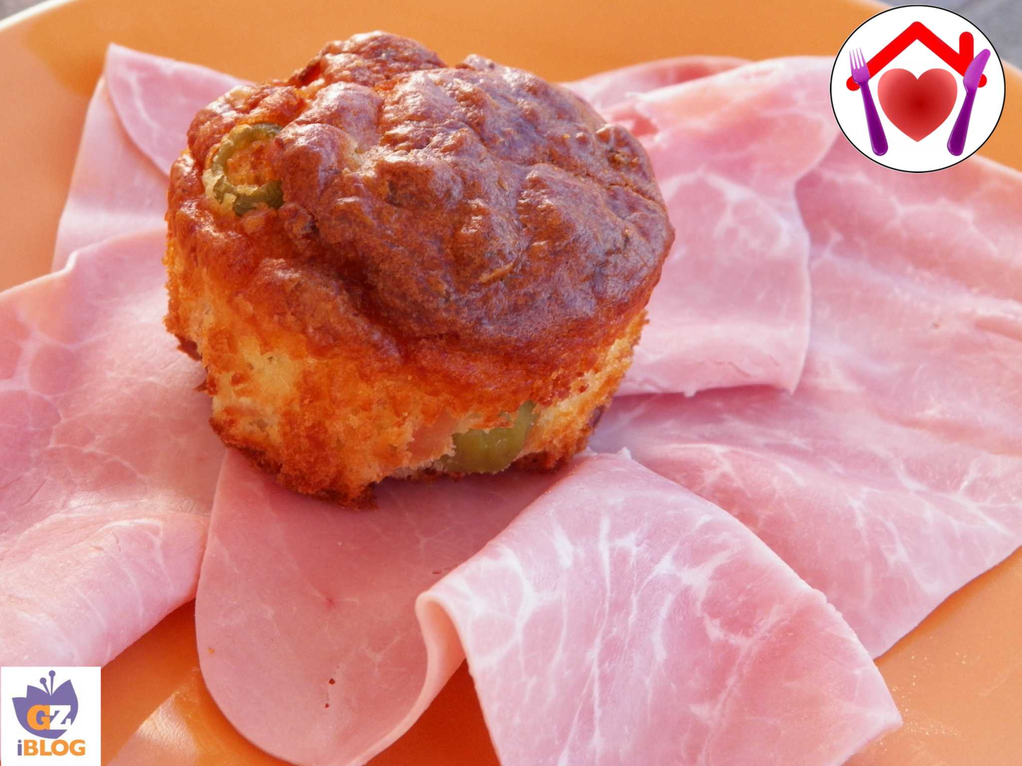 Muffin al prosciutto cotto e olive