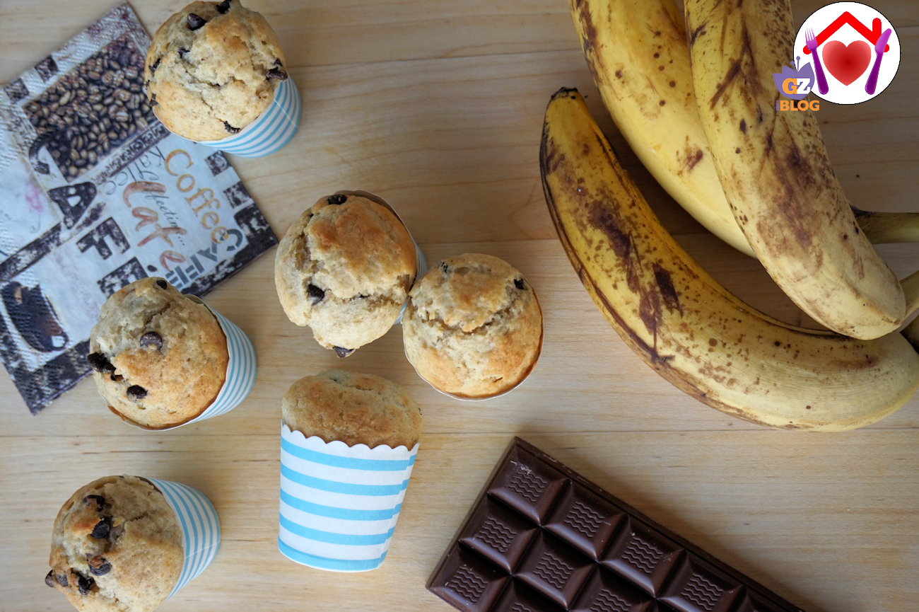 Muffin alla banana con gocce di cioccolato
