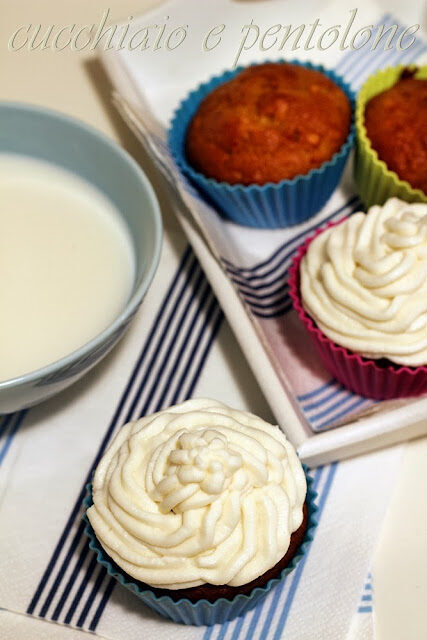 Muffin alla zucca, carote e nocciole