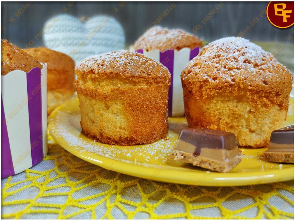 Muffin all’acqua con ripieno di cioccolato