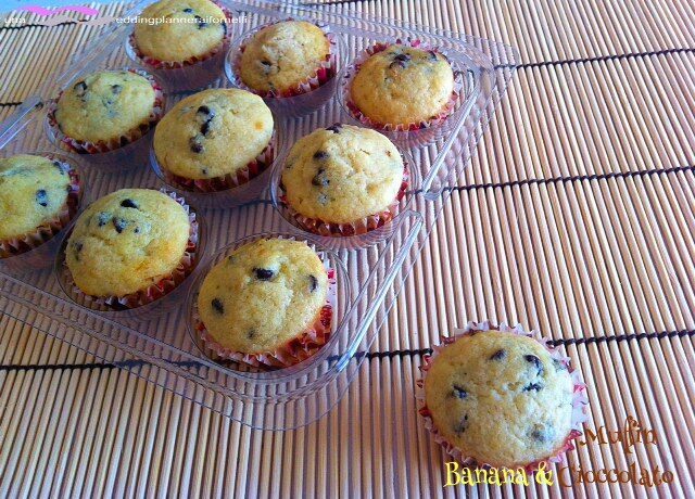 Muffin banana e gocce di cioccolato