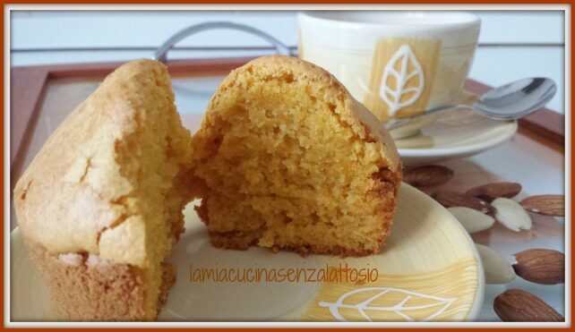 Muffin carote e mandorle senza uova senza lattosio