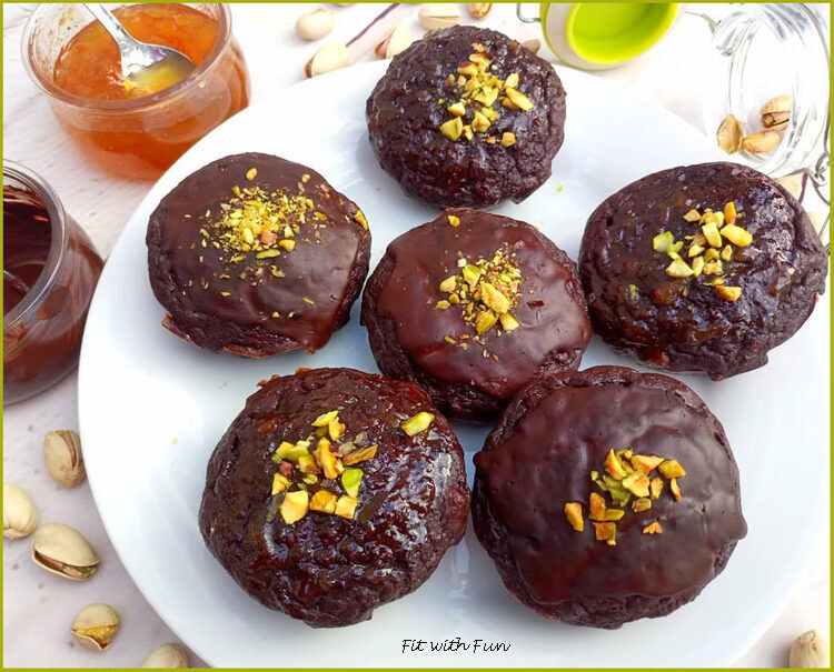Muffin cioccolato pistacchi e marmellata di arancia