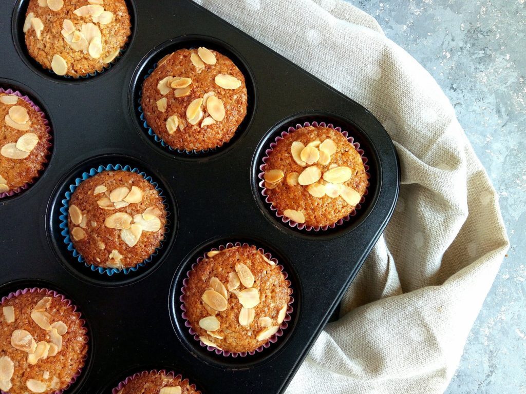 MUFFIN CON CAROTE E MANDORLE