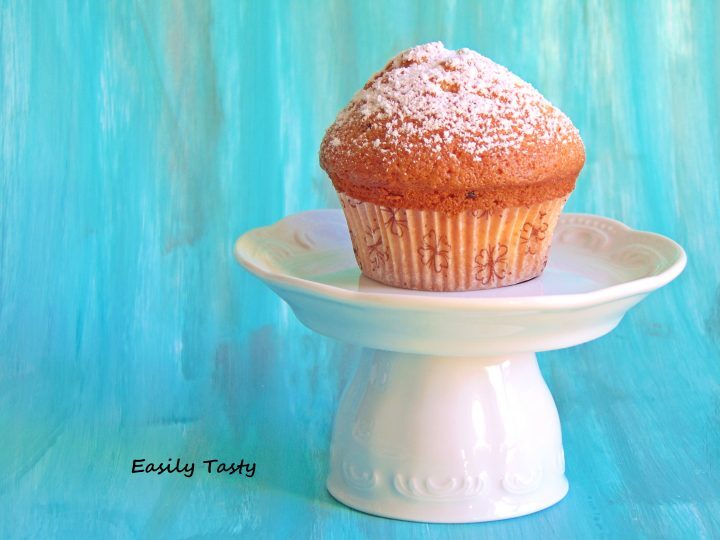 Muffin con pere frullate e gocce di cioccolato