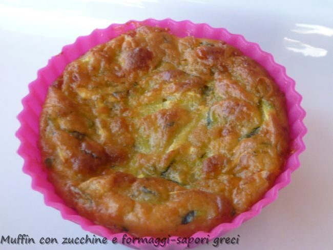 Muffin con zucchine e formaggi