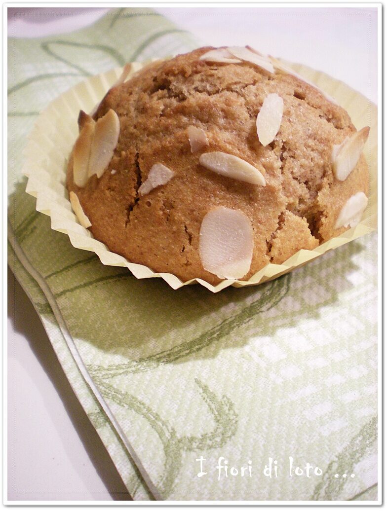 Muffin integrali con farina di farro limone e miele