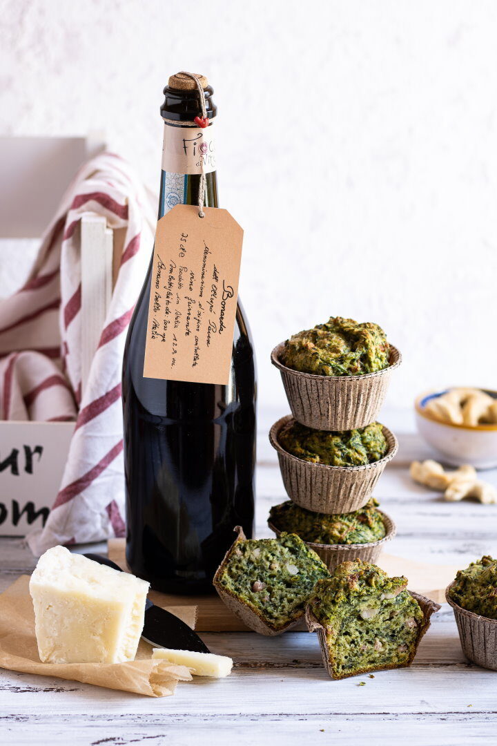 Muffin salati agli spinaci e speck