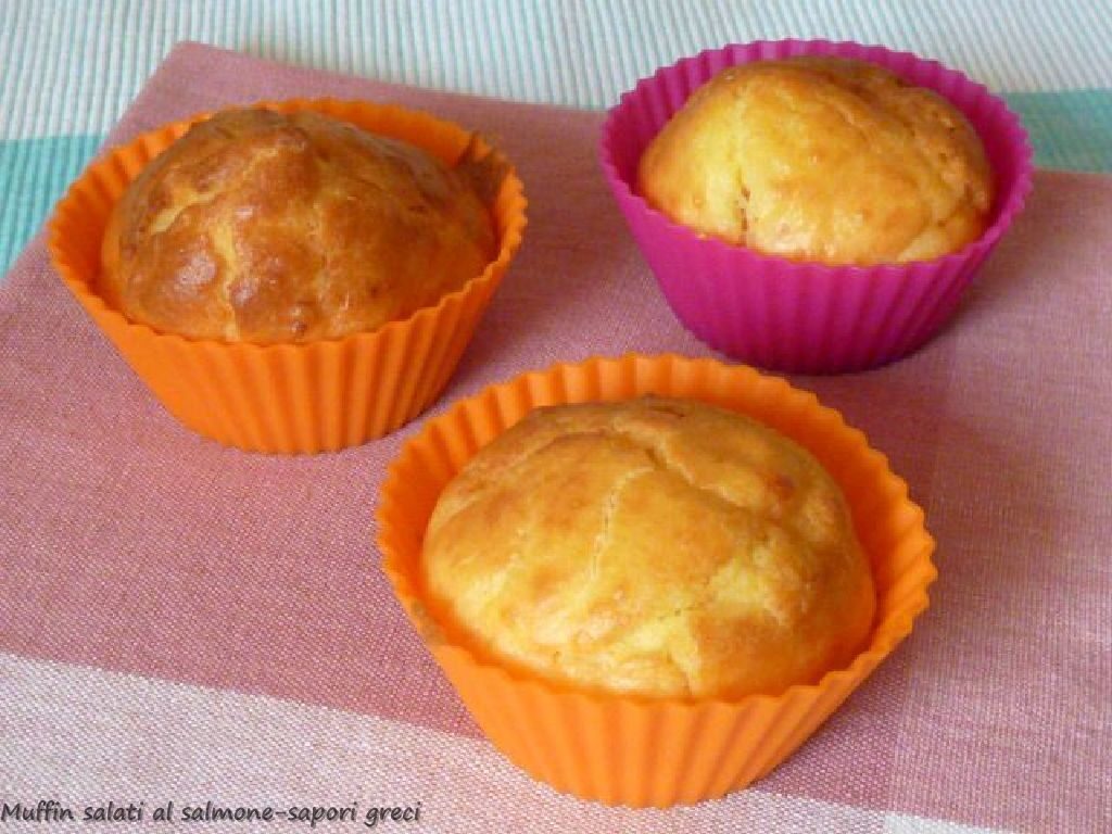Muffin salati al salmone