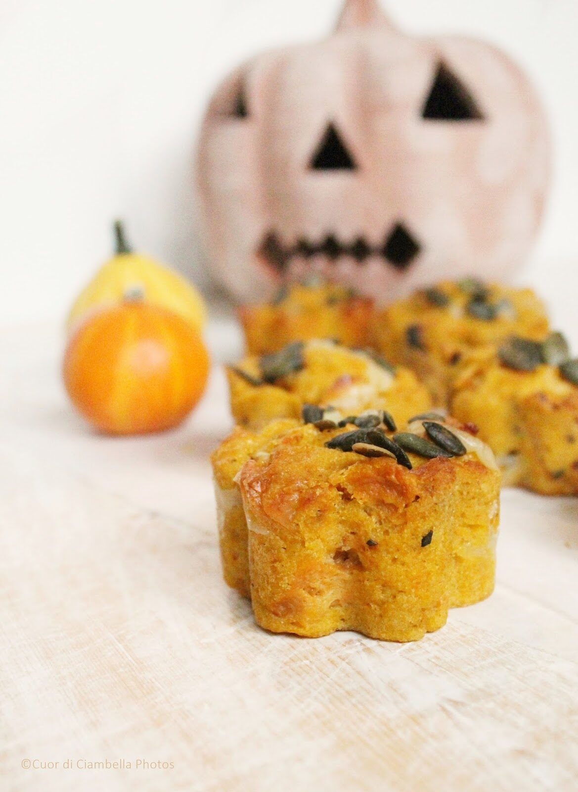 Muffin salati con zucca e scamorza… halloween is coming!!
