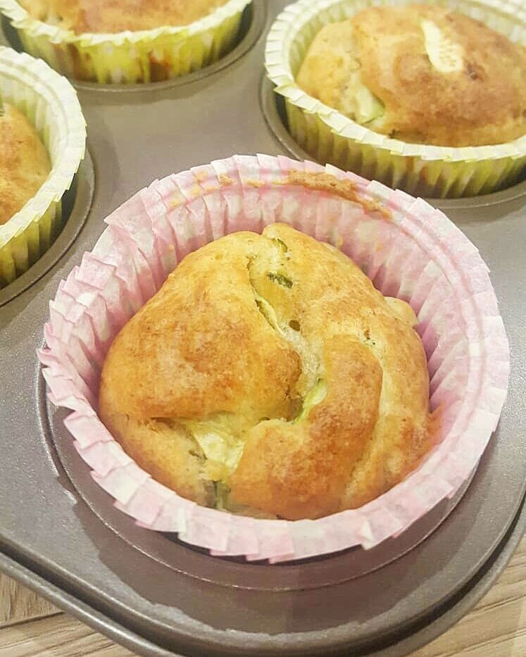 Muffin salati di zucchine