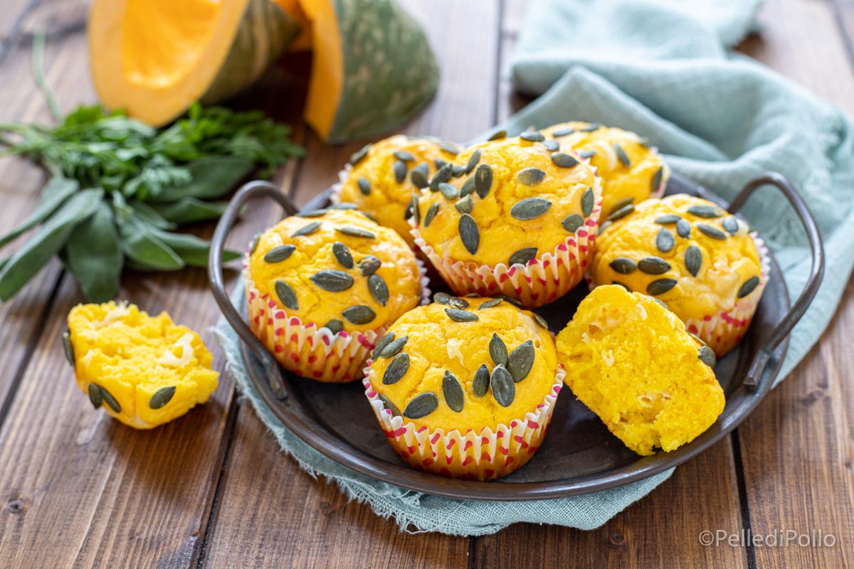 Muffin salati soffici alla zucca