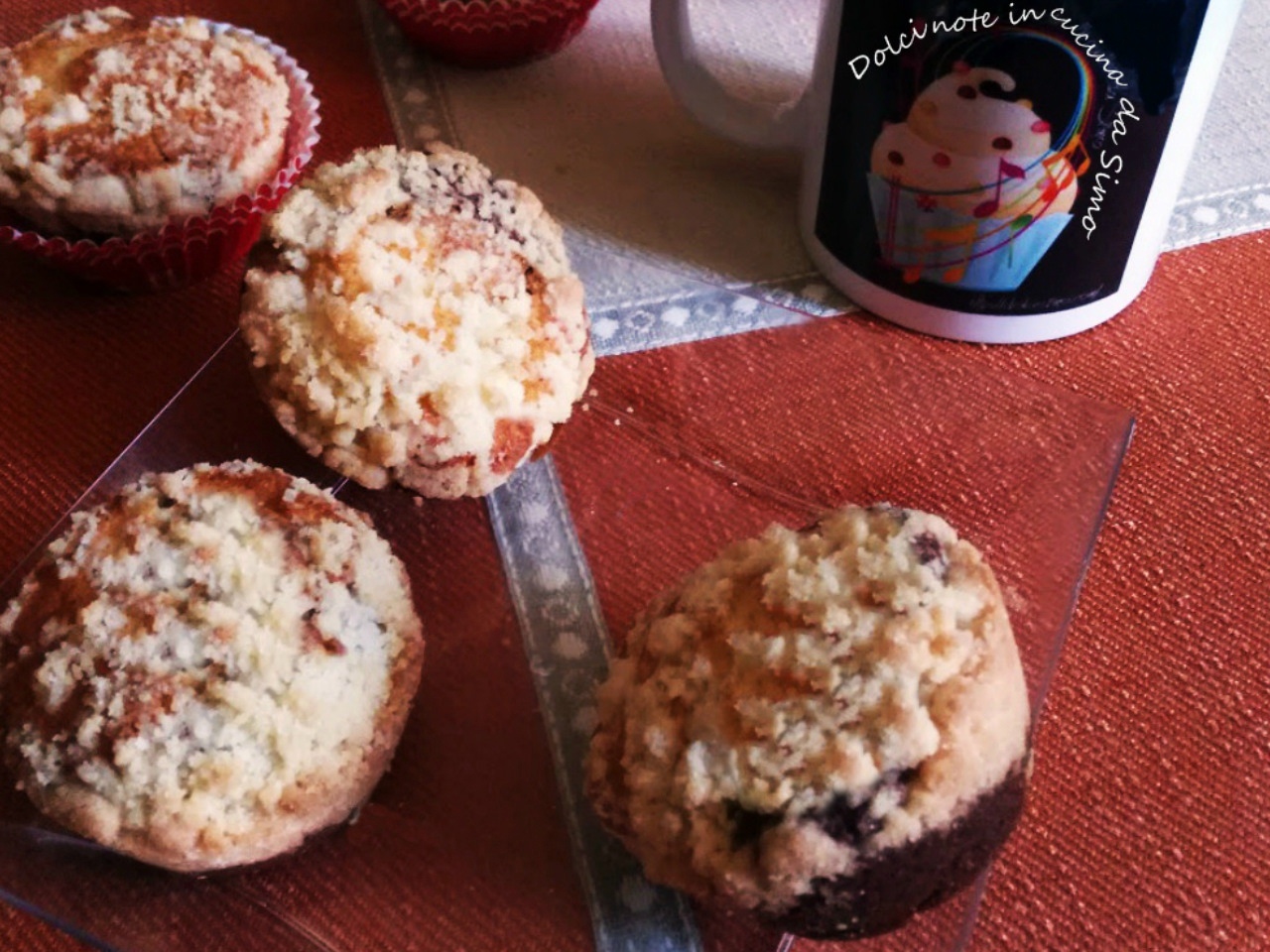 Muffins bicolore con crumble