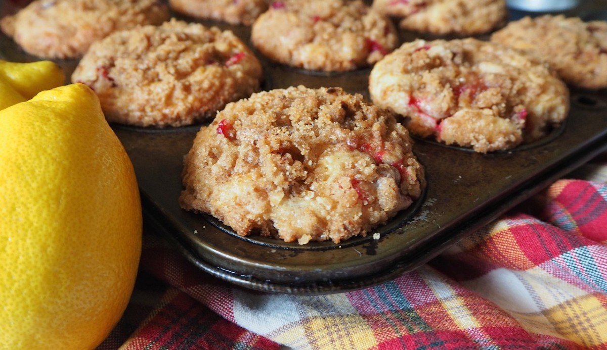 Muffins con mirtilli rossi, limone e mandorle