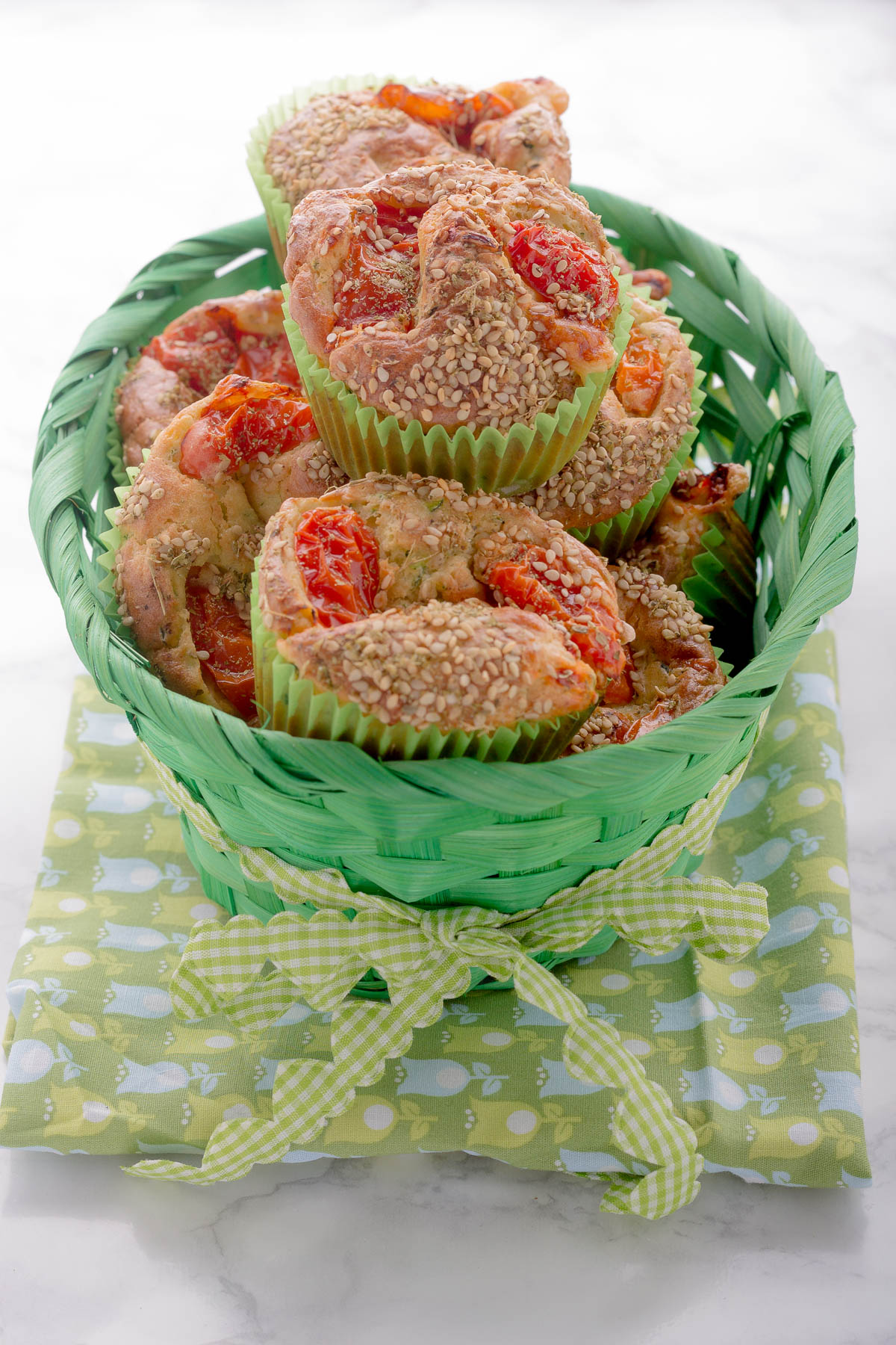 Muffins con zucchine e pecorino