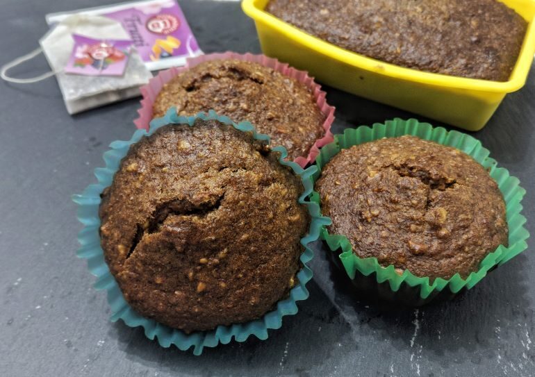 Muffins integrali all’acqua con yogurt e frutta secca senza uova e senza burro