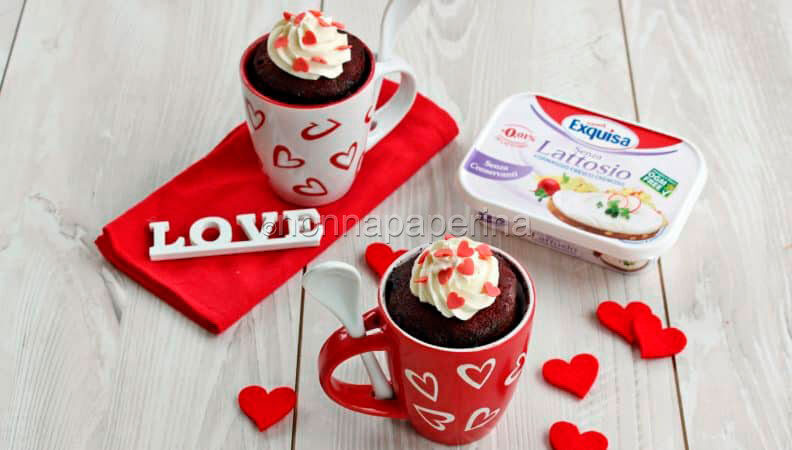 Mug cake alle rape rosse: l’idea monoporzione perfetta per San Valentino