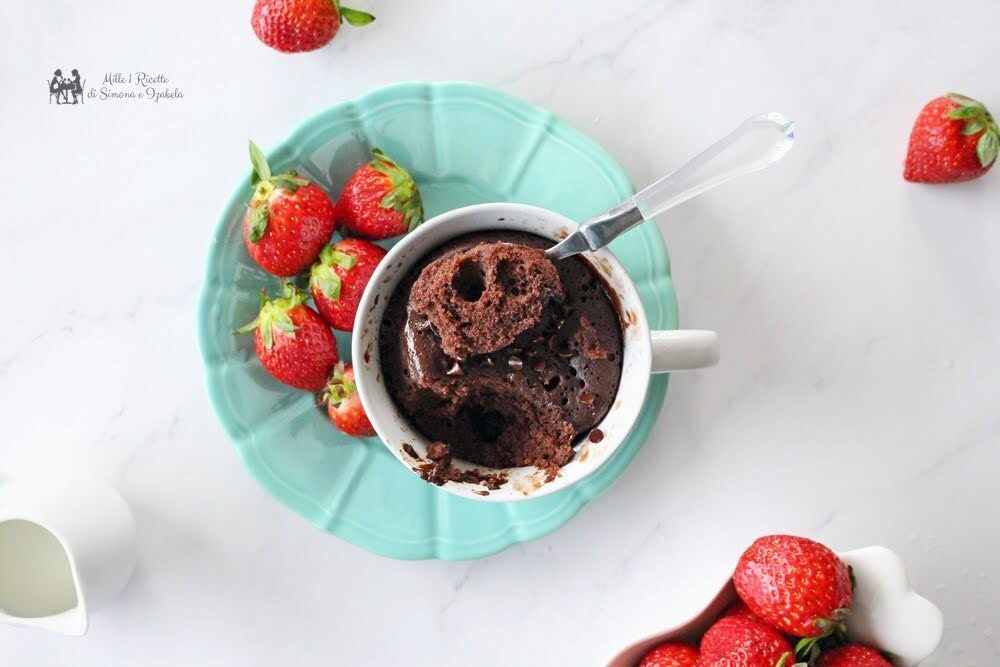 Mugcake proteica al doppio cioccolato in 3 minuti