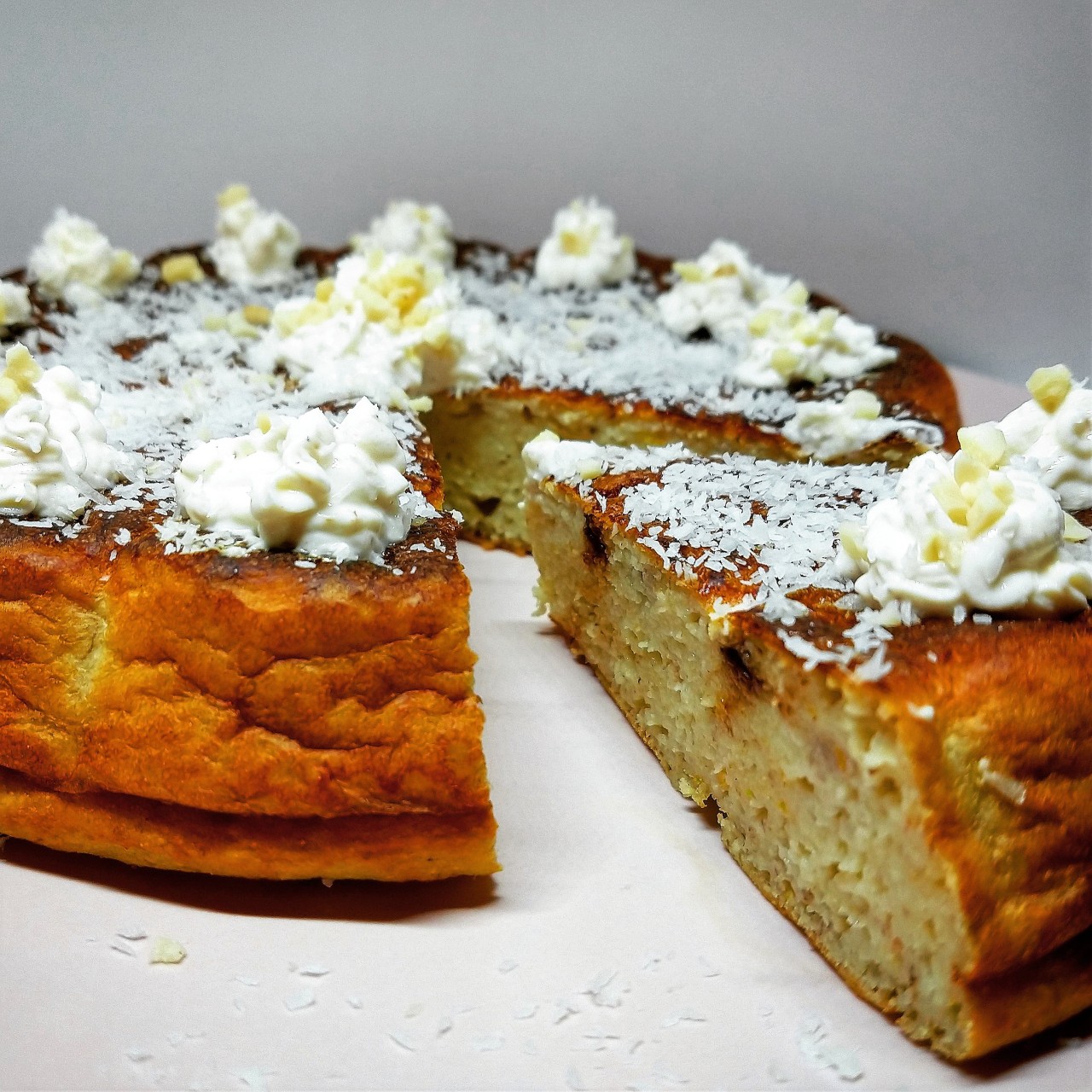 Multifruit cake