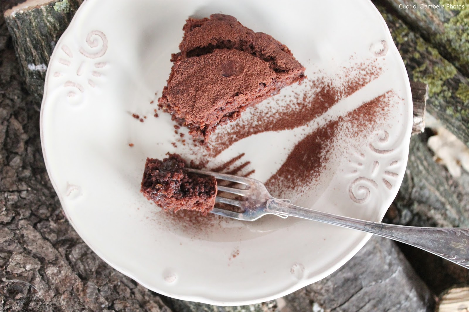 Naked sacher torte (vegan and light)