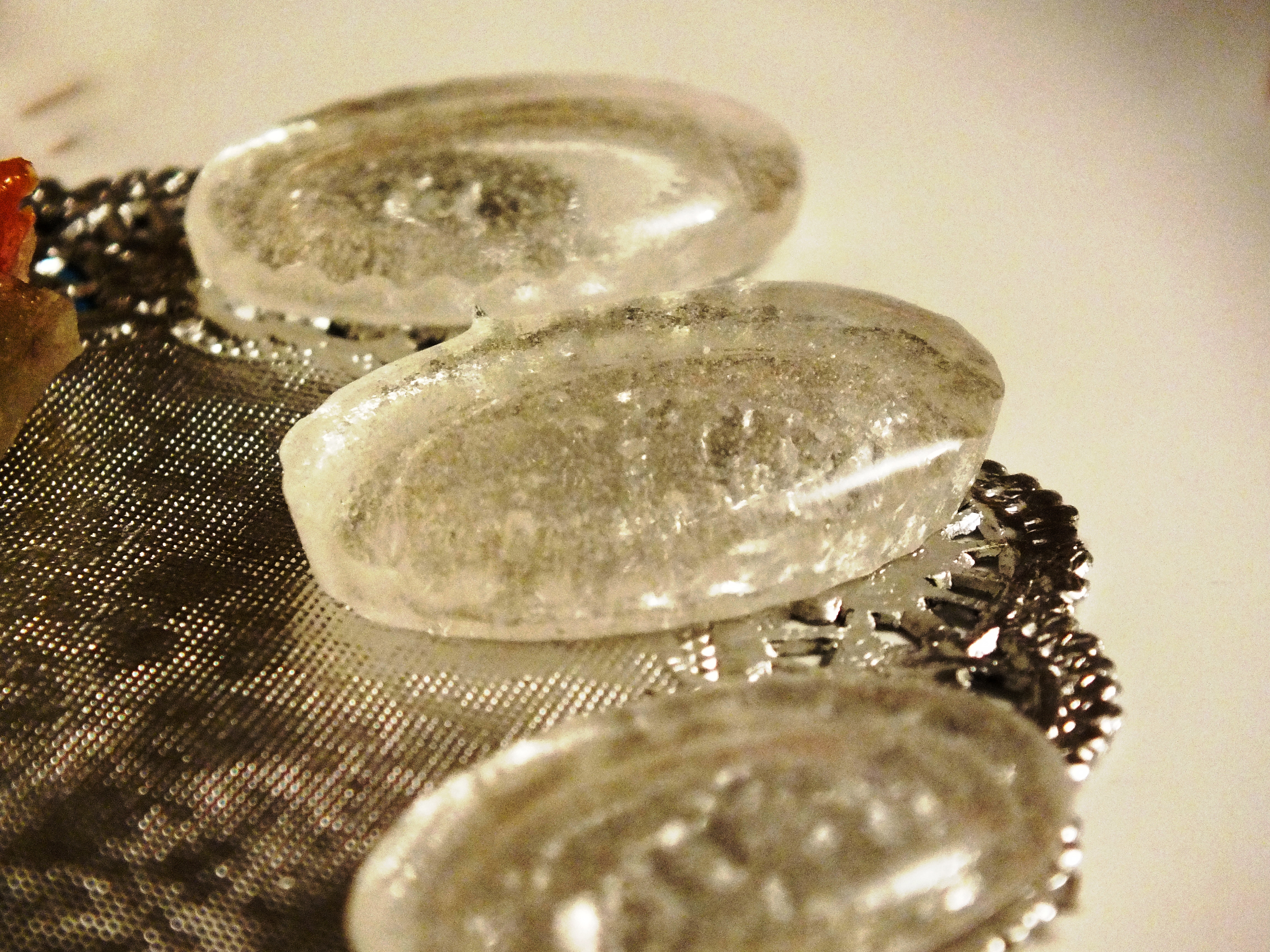 Nastri e diamanti, dolci preziosi per rinnovare l’amicizia