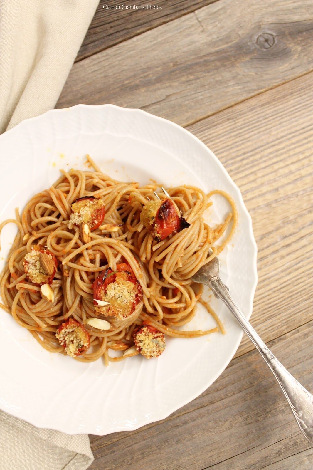 Non il solito spaghetto al pomodoro e sosteniamo la ricerca