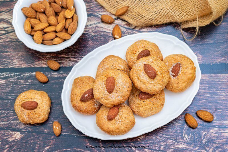Nzuddi biscotti siciliani tradizionali