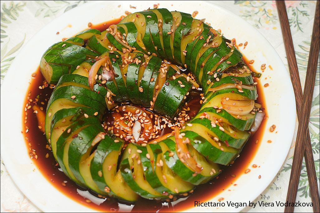 Oi-muchim 오이무침 tagliato a spirale senza glutine