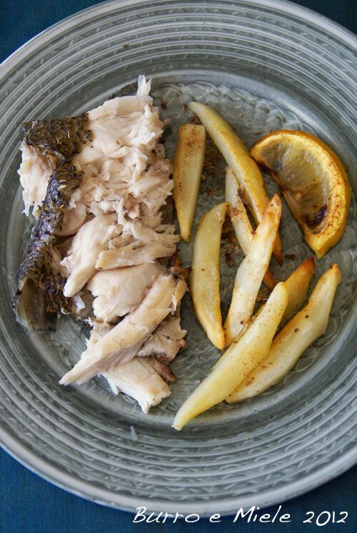 Ombrina al forno con patate al limone e acciughe