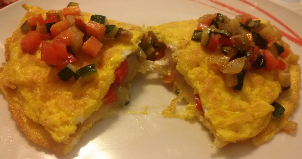 Omelette alle verdure e provolone