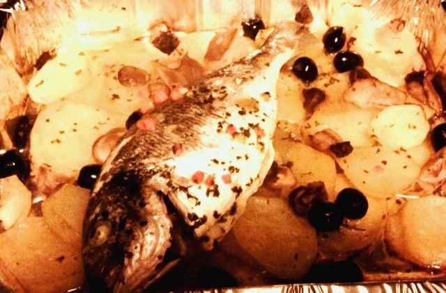 Orata al forno con patate e funghi porcini
