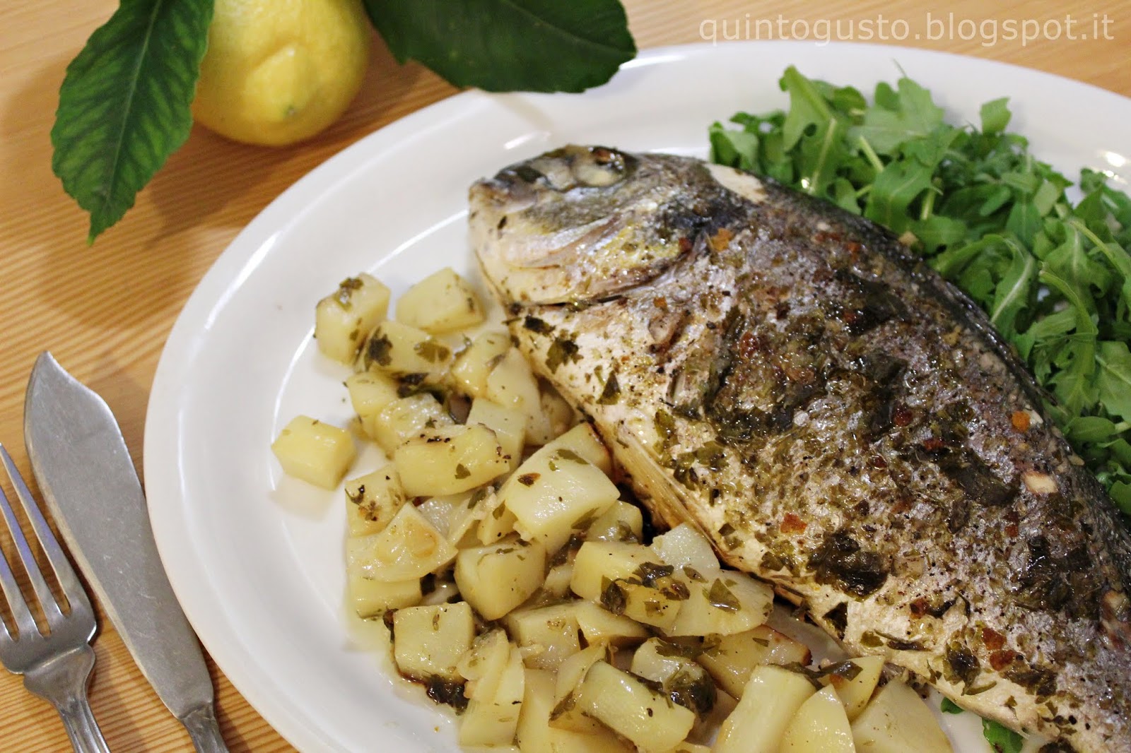 Orate con patate in padella
