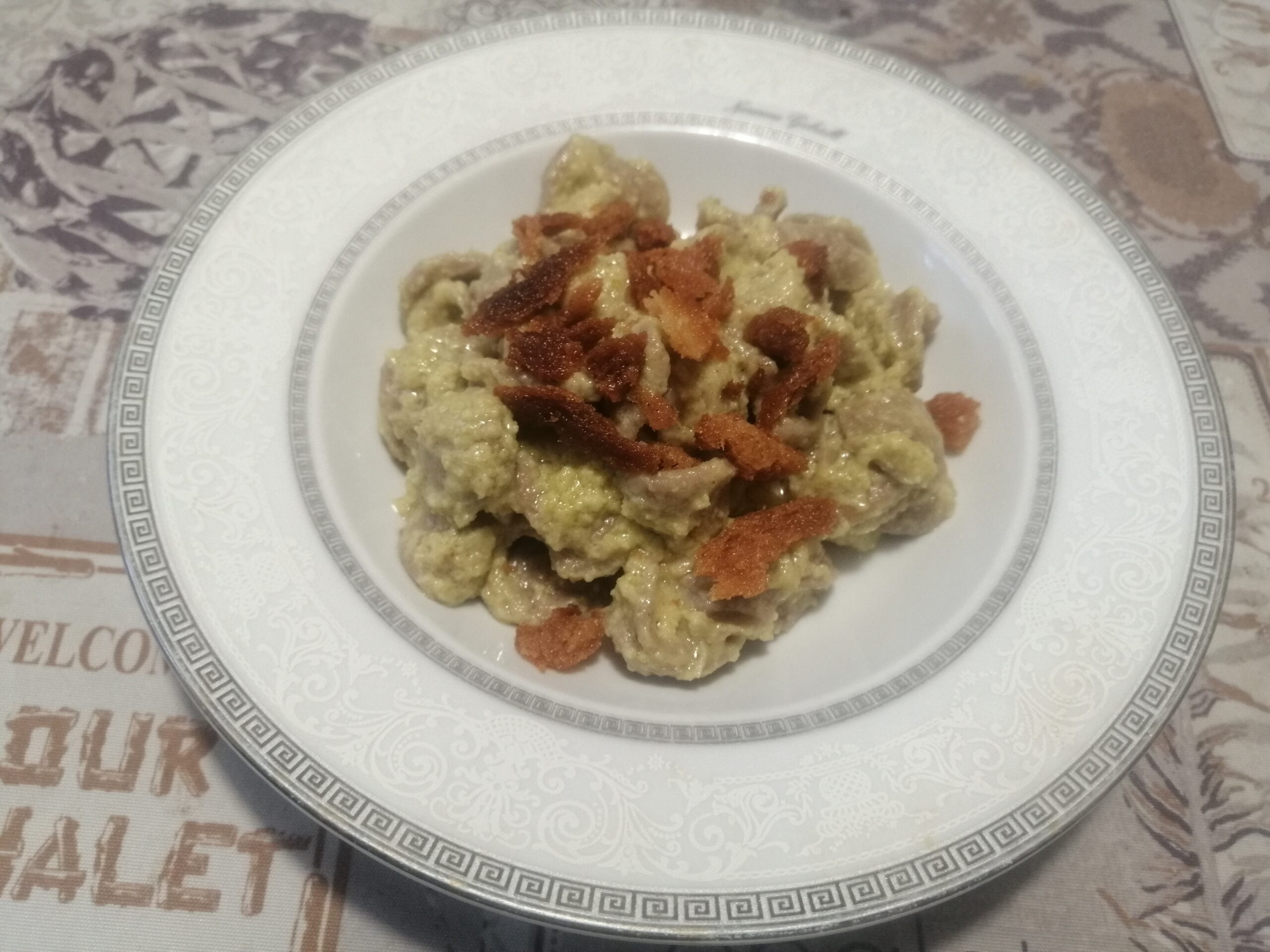 Orecchiette al grano arso con pesto ai broccoli