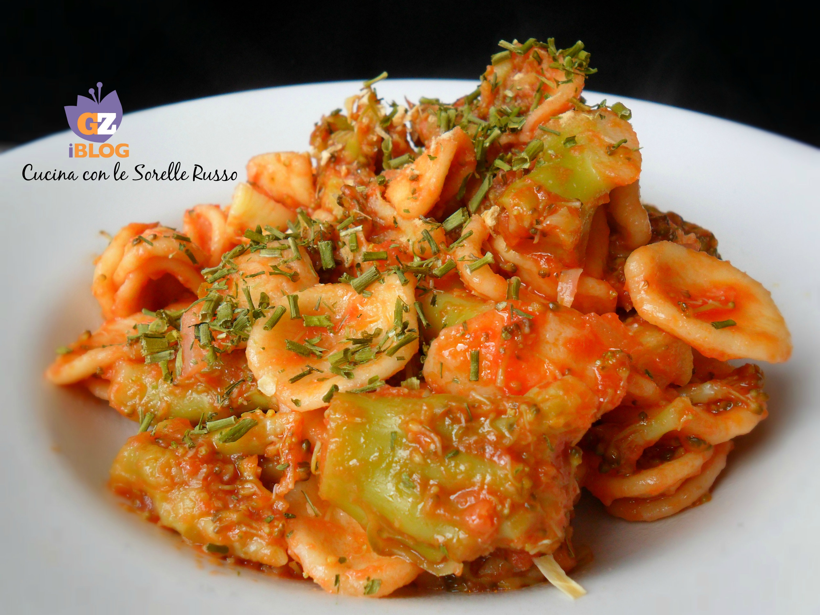 Orecchiette broccoli e pomodoro
